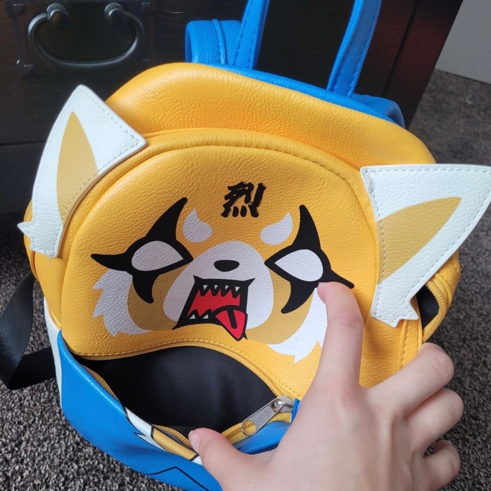 Aggretsuko mini back pack - Picture 2 of 3